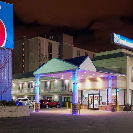 Motel 6 Elizabeth Nj Newark Liberty Intl Airport Buitenkant foto