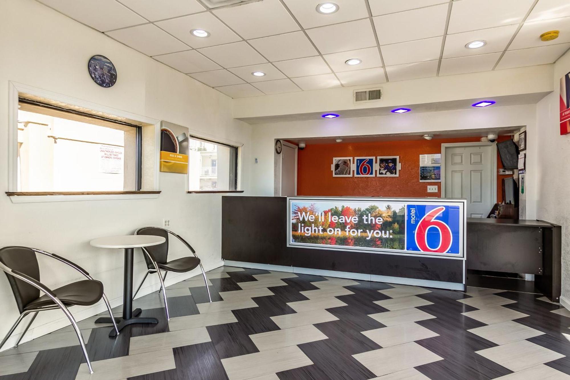 Motel 6 Elizabeth Nj Newark Liberty Intl Airport Buitenkant foto